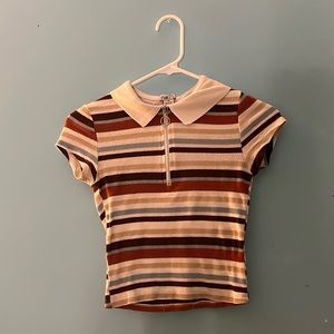 All orders ship 1-5 business days!
Rue21 half-zip crop top.